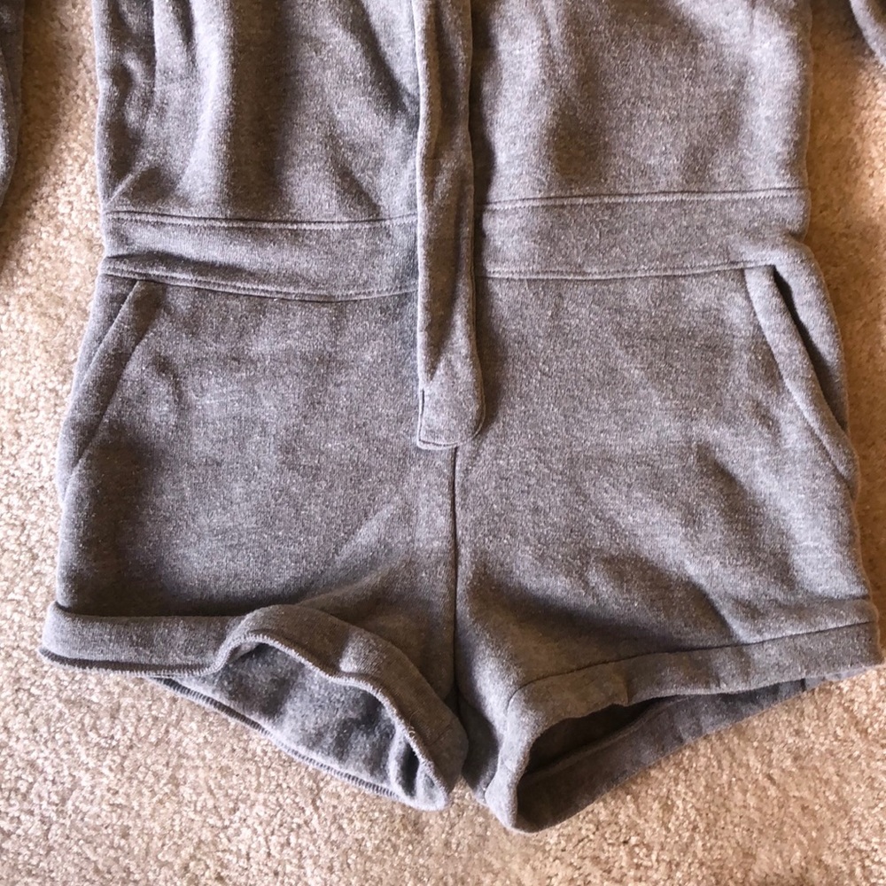 Sweat suit - Picture 2 of 4